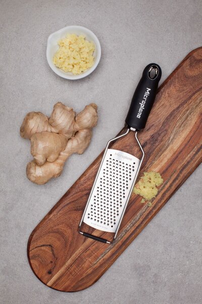 Microplane strúhadlo Gourmet - stredne hrubé
