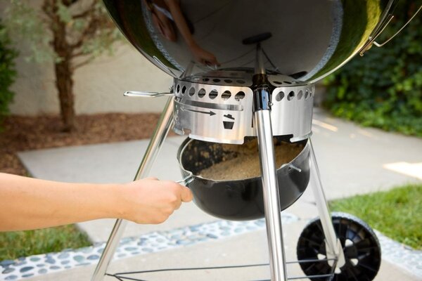Gril Weber Master Touch GBS C-5755, 57 cm - Ocean Blue