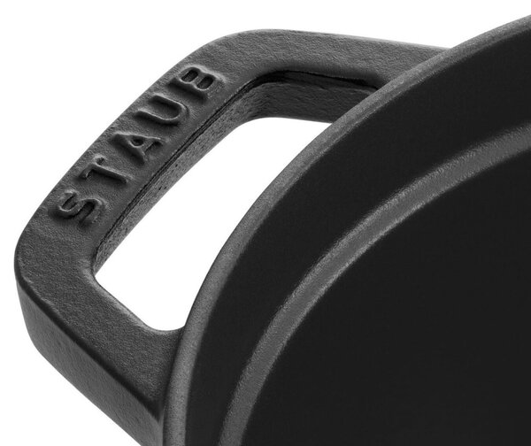 Oválny liatinový hrniec Staub 31 cm, čierny
