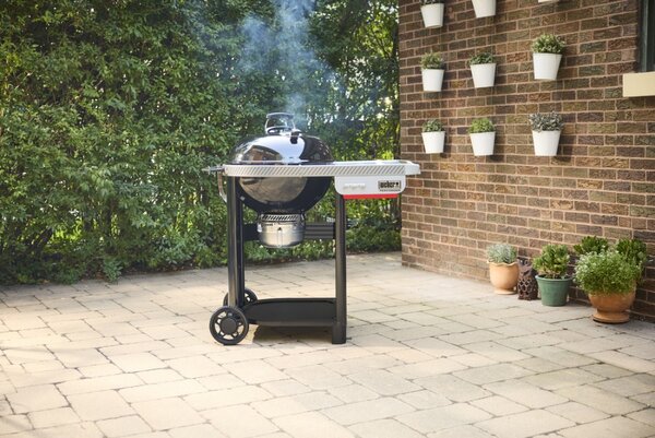 Gril na drevené uhlie Weber Performer
