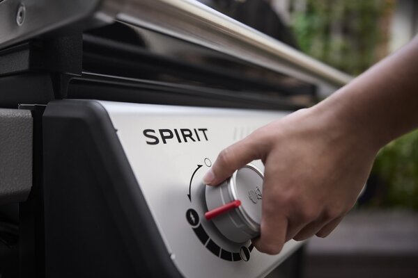 Plynový gril Weber Spirit E-435