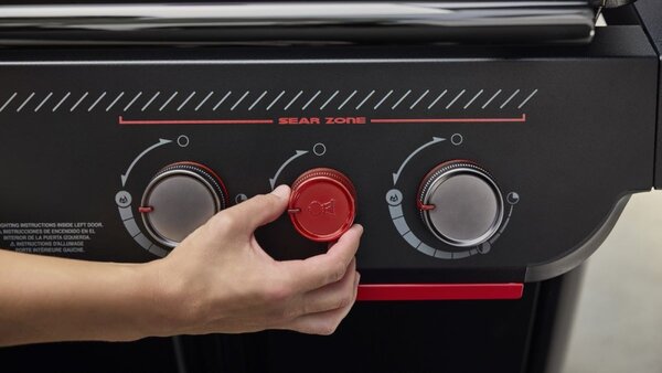 Plynový gril Weber Genesis E-330WR Stealth