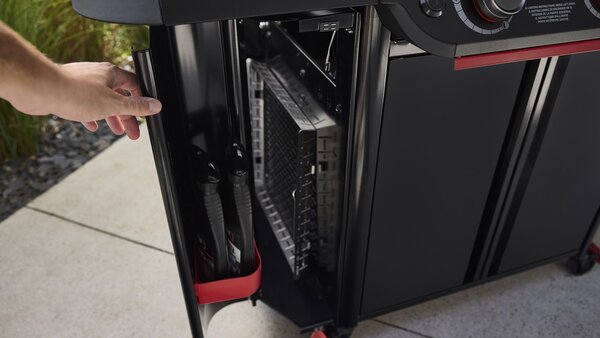 Plynový gril Weber Genesis E-330WR Stealth