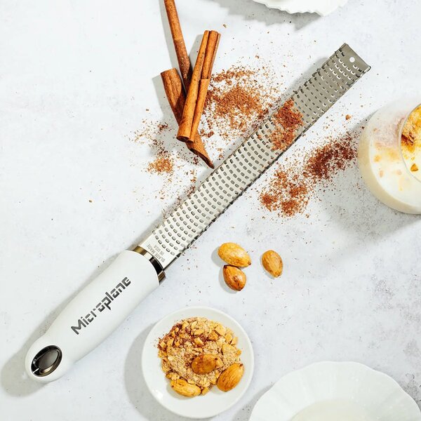 Microplane strúhadlo Premium Classic Zester - biele
