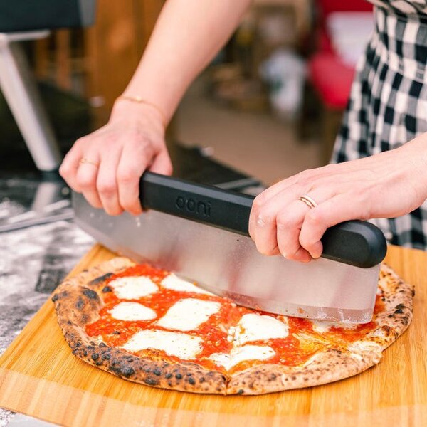 Ooni kolískový krájač na pizzu