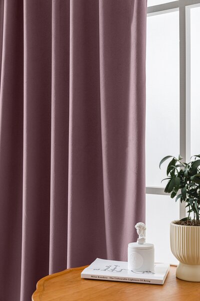 Svetlofialový zatemňovací záves VELVET 140x250 cm Zavesenie: Kovové krúžky