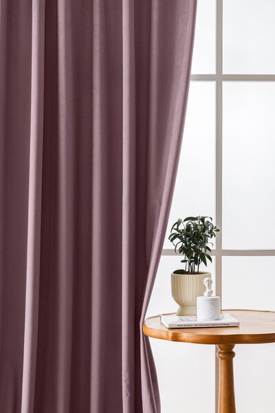 Svetlofialový zatemňovací záves VELVET 140x250 cm Zavesenie: Kovové krúžky