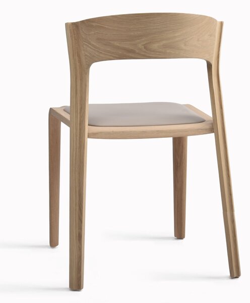 PRIMUM stolička z masívu