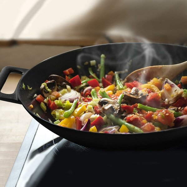 Liatinová panvica WOK Culinaria