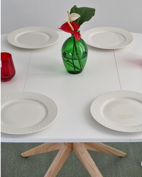 Okrúhly rozkladací jedálenský stôl s prídavnou doskou ø 90 cm Jubi – Ragaba