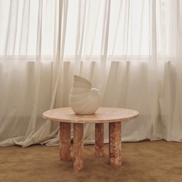 Váza Shell Vase, Off-white – Ferm Living