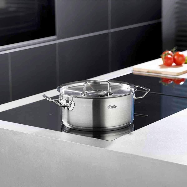 HRNIEC NA PEČENIE, ušľachtilá oceľ, 24 cm Fissler - Hrnce na varenie