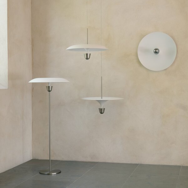 Stojacia lampa Kantarell, Black – New Works
