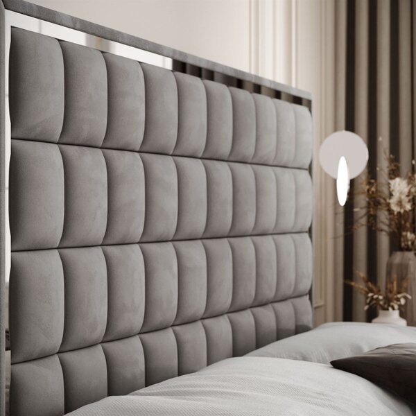VYSOKÁ ČALÚNENÁ POSTEĽ NOEMI SILVER 140X200 ROYAL VELVET 250