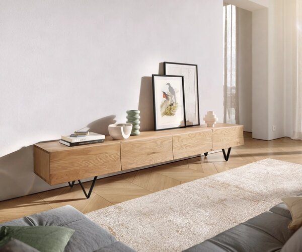 DELIFE TV stolík Wyatt 220 cm dub prírodný 4 zásuvky podstava v tvare V kov čierna