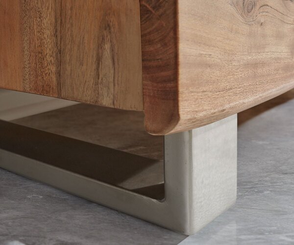 DELIFE Komoda Live-Edge 147 cm akácia prírodná 3 dvierka 3 zásuvky