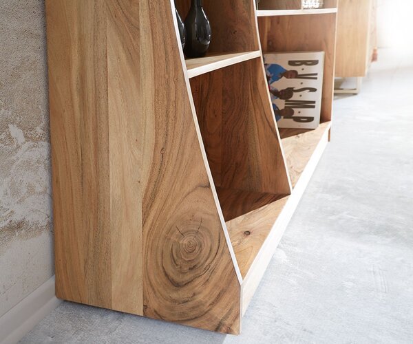 DELIFE Regál Live-Edge 120 cm akácia prírodná pravá