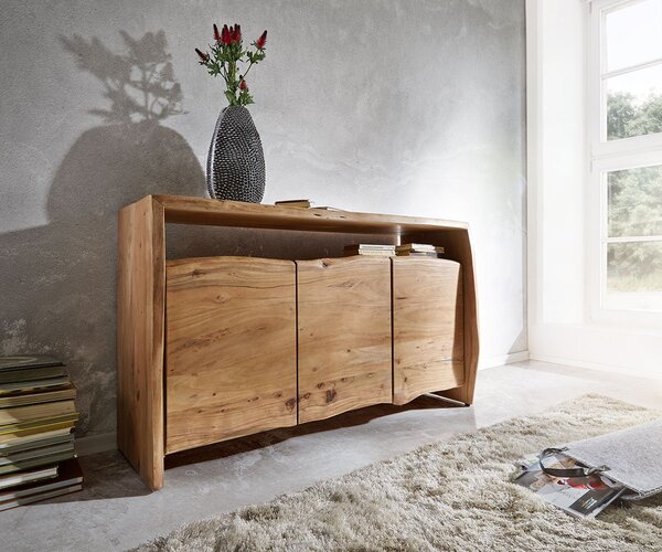 DELIFE Komoda Live-Edge 145 cm akácia prírodná 3 dvierka