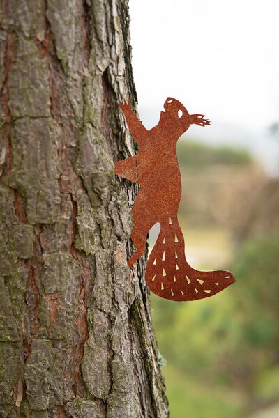 Záhradná dekorácia veverička, 30 × 18 cm, corten CORGARDEN 1048