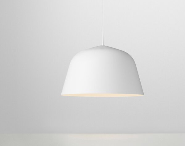 Muuto Závesná lampa Ambit Ø40, white AMBPEN4003