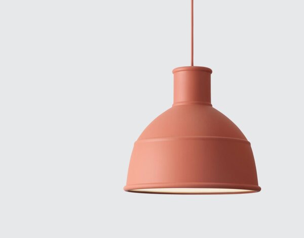 Muuto Závesná lampa Unfold, terracotta UNFPEN3205