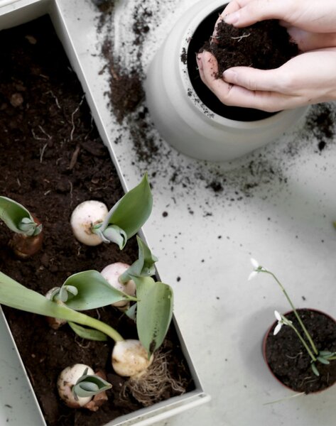 Ferm Living Truhlík na rastliny Plant Box Small, Light Grey