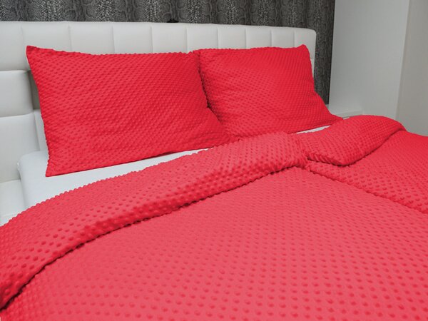 Biante Hrejivé posteľné obliečky Minky 3D bodky MKP-019 Jahodové červené Jednolôžko 140x200 a 70x90 cm