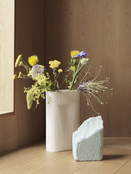 Muuto Váza Ridge H48, off-white