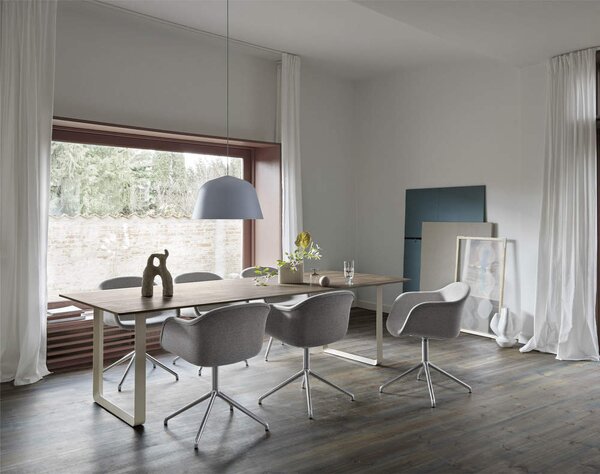 Muuto Závesná lampa Ambit Ø40, light blue AMBPEN4006