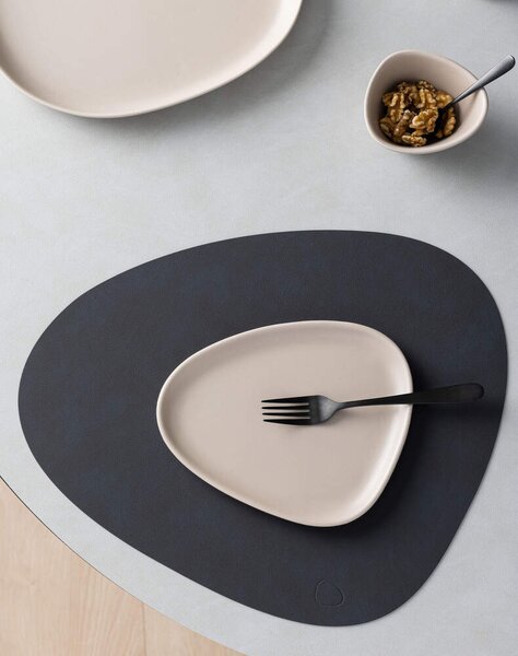 Lind DNA Tanierik Curve, sand
