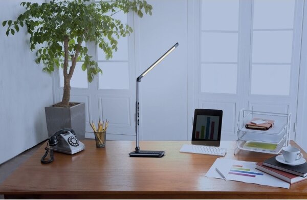 Immax 09105L - LED+CCT stmievateľná stolná lampa s bezdrôtovým nabíjaním Qi IDEAL 8,5W/230V