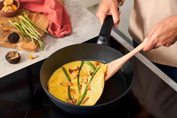 PANVICA NA SMAŽENIE 24 cm Fissler - Online Only bytové doplnky, Online Only