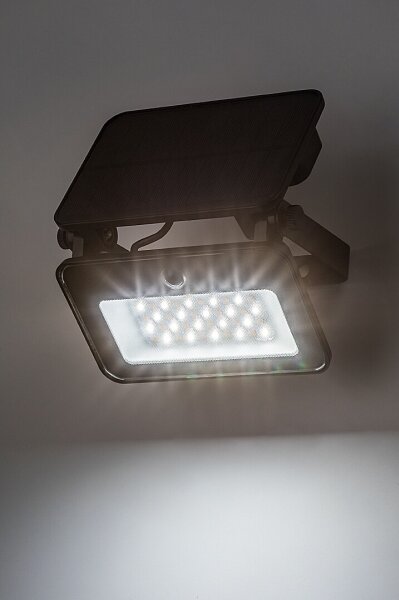 Rabalux 77159-LED solárny reflektor so senzorom LED/6W/3,7V IP65
