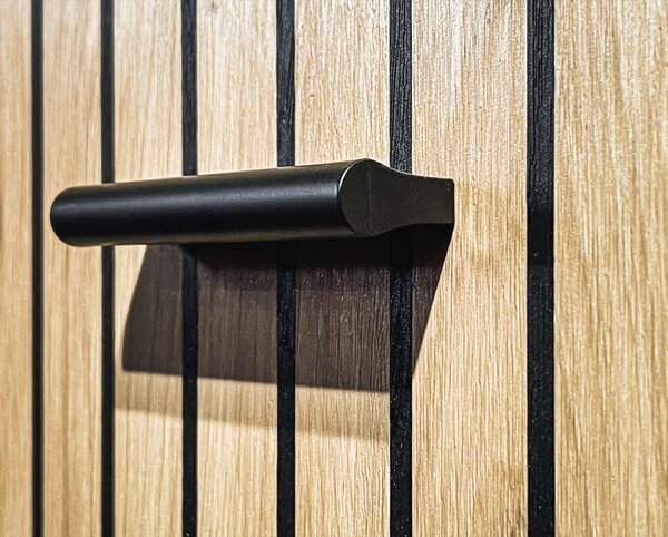 NovýNábytok.sk Šatníková skriňa Mablo (antracit + dub artisan + čierna). Akcia -22%. Vlastná spoľahlivá doprava až k Vám domov. 1097701