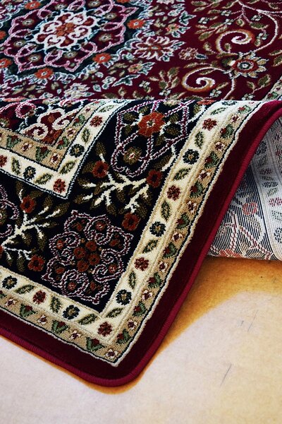 BE Koberec Anatolia 5858 RED – červený obdĺžnikový Rozmer: 70x100 cm