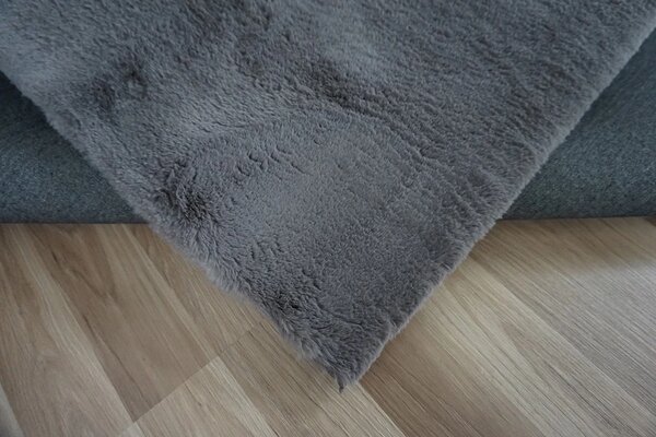 BE Koberec Cozy 1453 DARK GREY – sivý obdĺžnikový Rozmer: 120x180 cm