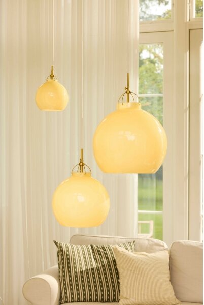 Halo Design 748075 - Luster na lanku TOSCANA 1xE27/40W/230V priemer 36 cm béžová/mosadz