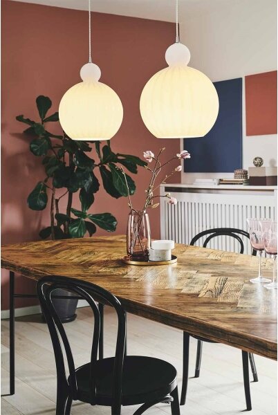 Halo Design 737321 - Závesné svietidlo na lanku BALL BALL 1xE27/40W/230V priemer 32 cm biela