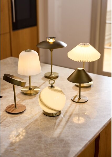 Halo Design 745784-LED Stmievateľná nabíjacia lampa ON THE MOVE LED/2,5W/4000 mAh mosadz/drevo