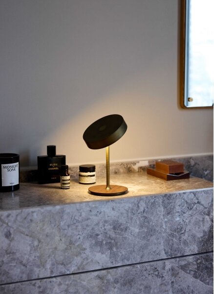 Halo Design 745784-LED Stmievateľná nabíjacia lampa ON THE MOVE LED/2,5W/4000 mAh mosadz/drevo