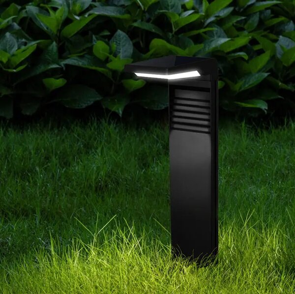 Solárna LED záhradná lampa na záhradný stĺpik so senzorom súmraku