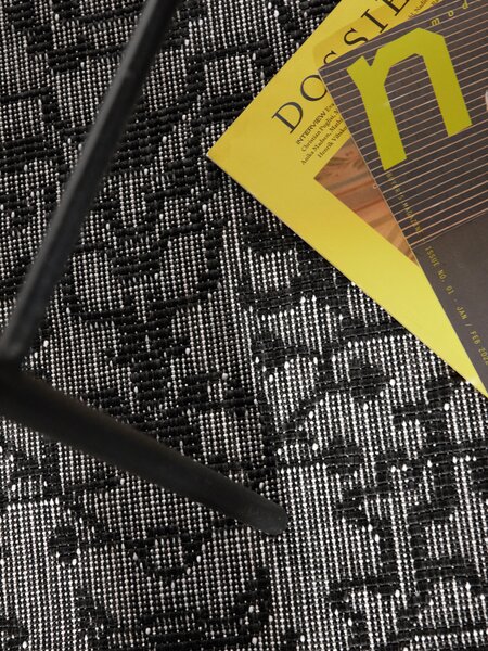 NORTHRUGS , Kusový koberec Duet Kona 106248 Black/White kruh - na von aj na doma, 160x160 (priemer) kruh, čiernobiela, chodba / predsieň