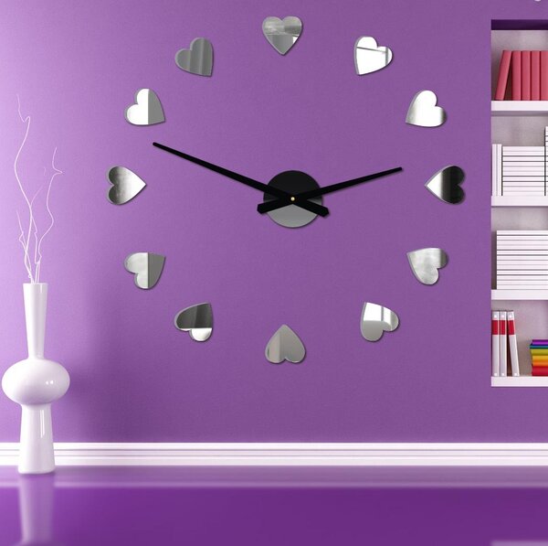 Veľké nástenné hodiny s motívom srdca I SENTOP 12S051: Čierna Ral 9005 Farba čierna RAL 9005 3259-15915 12S051 Wall clock HEU-