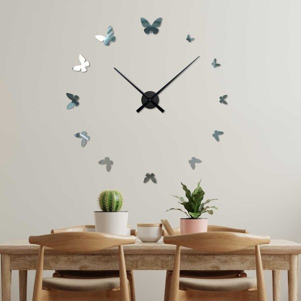 Moderné nástenné hodiny s motýľmi - BUTREO: Zrkadlo SILVER Farba zlatá 80 cm 3273-111658 12S001