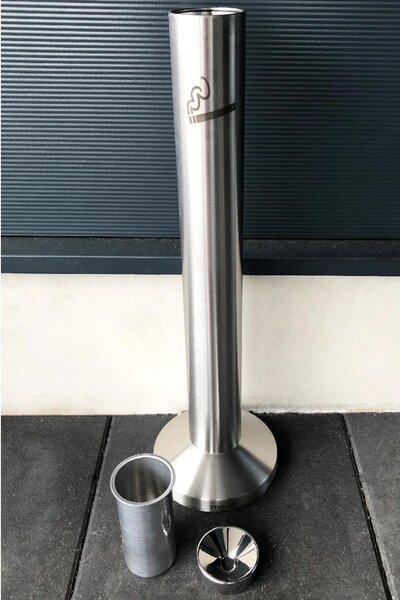 Stojaci popolník FUMO, priemer 10 cm, nerez, strieborný