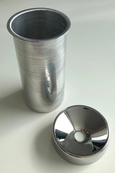 Stojaci popolník FUMO, priemer 10 cm, nerez, strieborný