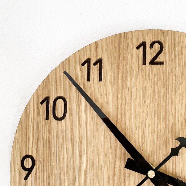 Drevené hodiny do obývačky | MOTREAL: Preglejka Dub - Natural 3041 20 cm 4376-111688 MAS002-A