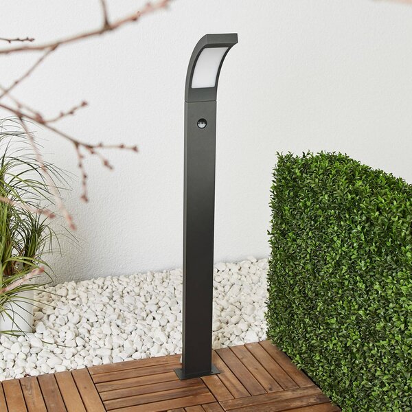 Lucande LED svetlo na chodník Juvia, 100 cm, detektor pohybu, IP54, Čierna, Hliník, Moderný, Osvetlenie príjazdovej cesty