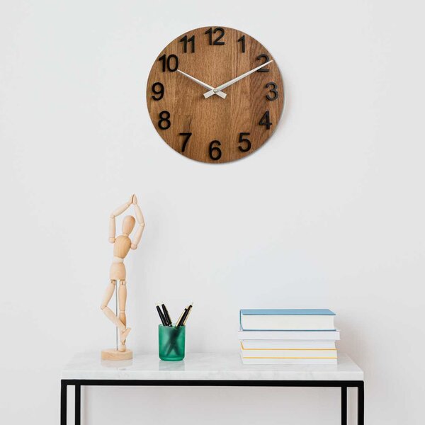 Dubové hodiny na stenu s arabskými číslicami | DOMODRA: HDF - Biela 30 cm 4540-100869 MAS017-3072-silver-hands
