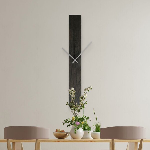 Elegantné nástenné hodiny z tmavého masívneho dreva dub - DARKA: Strieborné ručičky 60x8cm (23.6x3.15in) 4612-107541 MAS019-OSMO-3169-SILVER-60x8